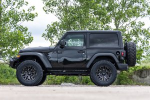 Jeep Wrangler Wheel - Rough Country - 95 Series | Machined One-Piece | 20x10 | 5x5 | -19mm - Gloss Black - '07-'10